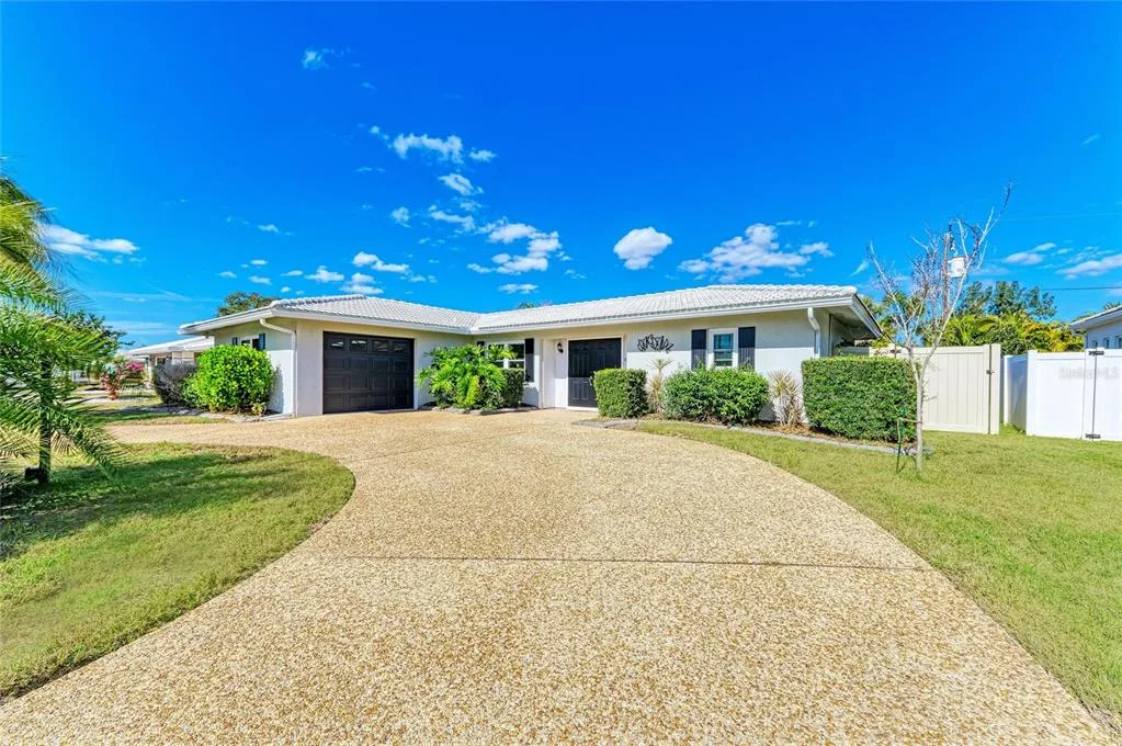 3368 SHEFFIELD CIRCLE, SARASOTA, FL 34239