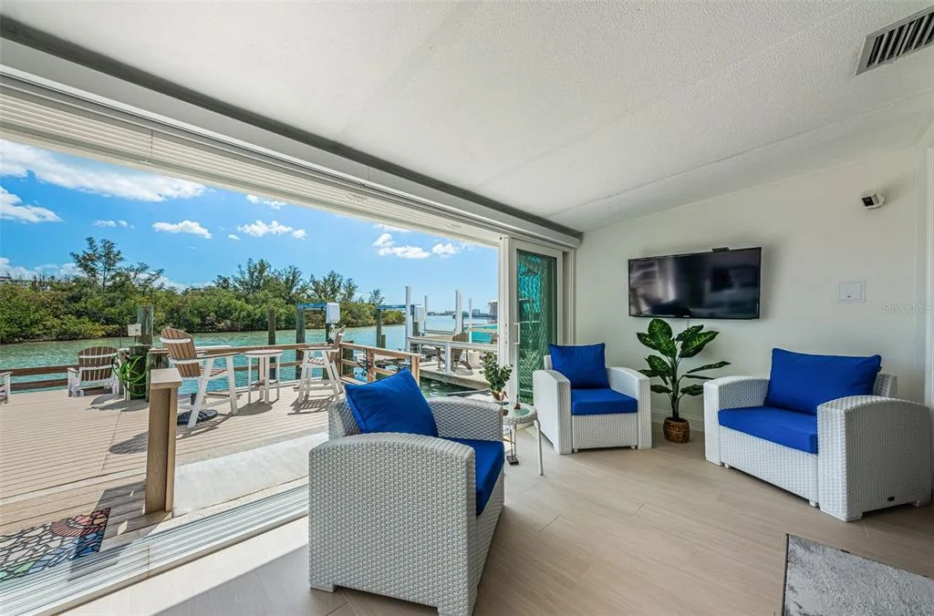 476 BOCA CIEGA POINT BOULEVARD S, ST PETERSBURG, FL 33708
