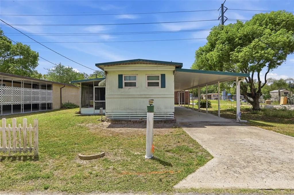 37622 MARCH LANE, ZEPHYRHILLS, FL 33541