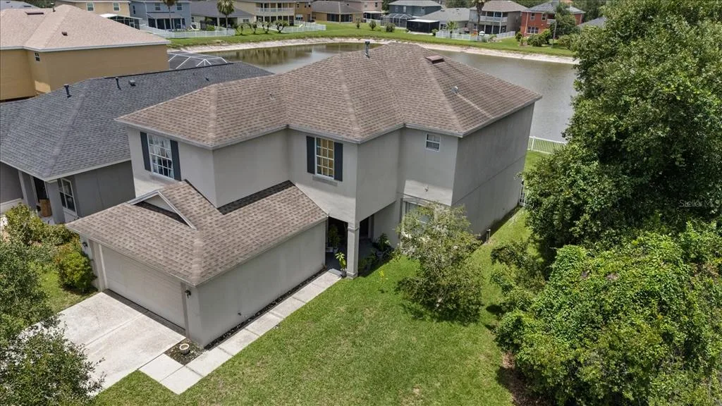 9467 LEATHERWOOD AVENUE, TAMPA, FL 33647