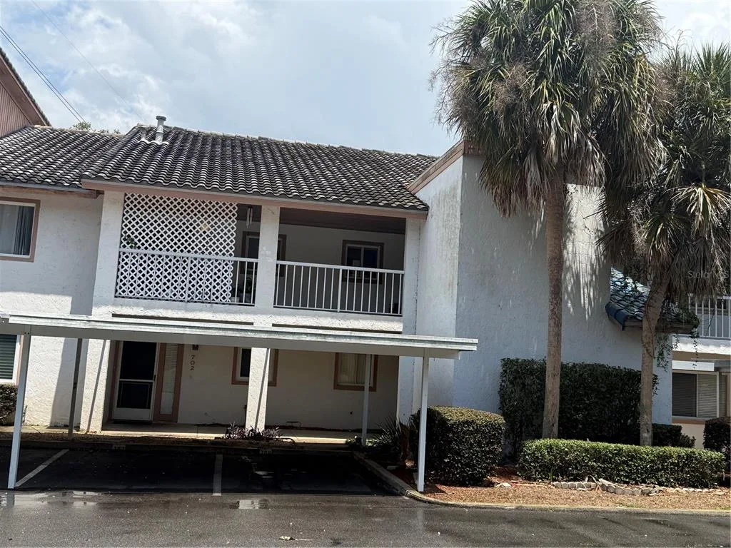 702 COUNTRY LANE NE # 702, WINTER HAVEN, FL 33881