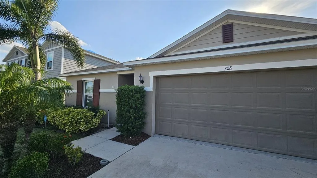 308 LAKE LUCERNE WAY, WINTER HAVEN, FL 33881