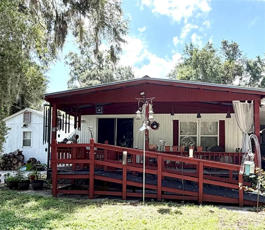 3315 CR 431N, LAKE PANASOFFKEE, FL 33538