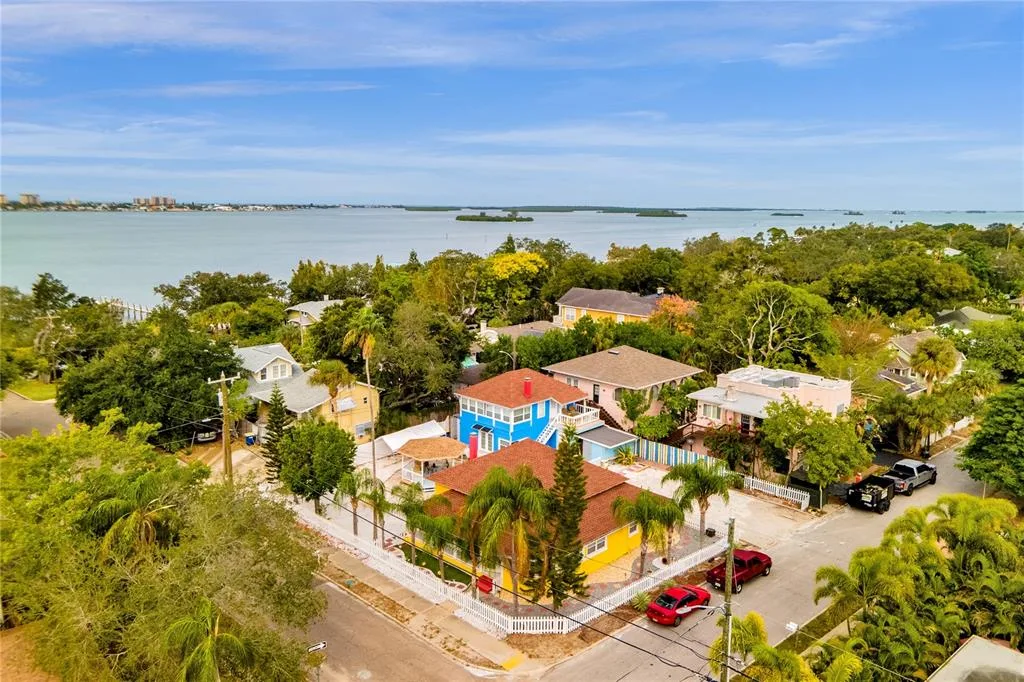 306 MARSHALL STREET, CLEARWATER, FL 33755