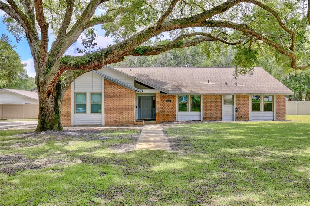 106 POLO LANE, SANFORD, FL 32771