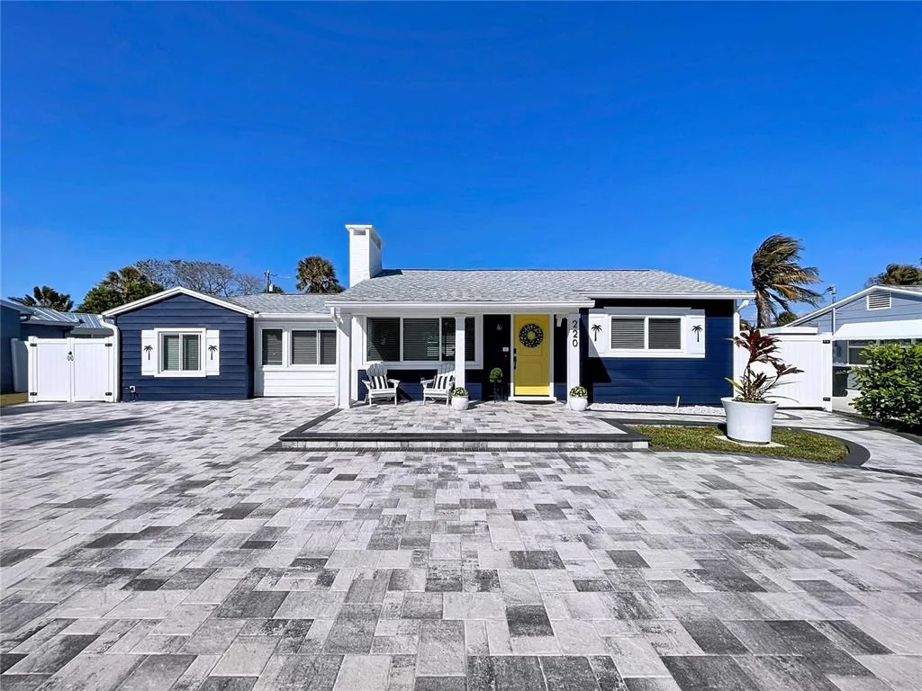 220 40TH AVENUE, ST PETE BEACH, FL 33706