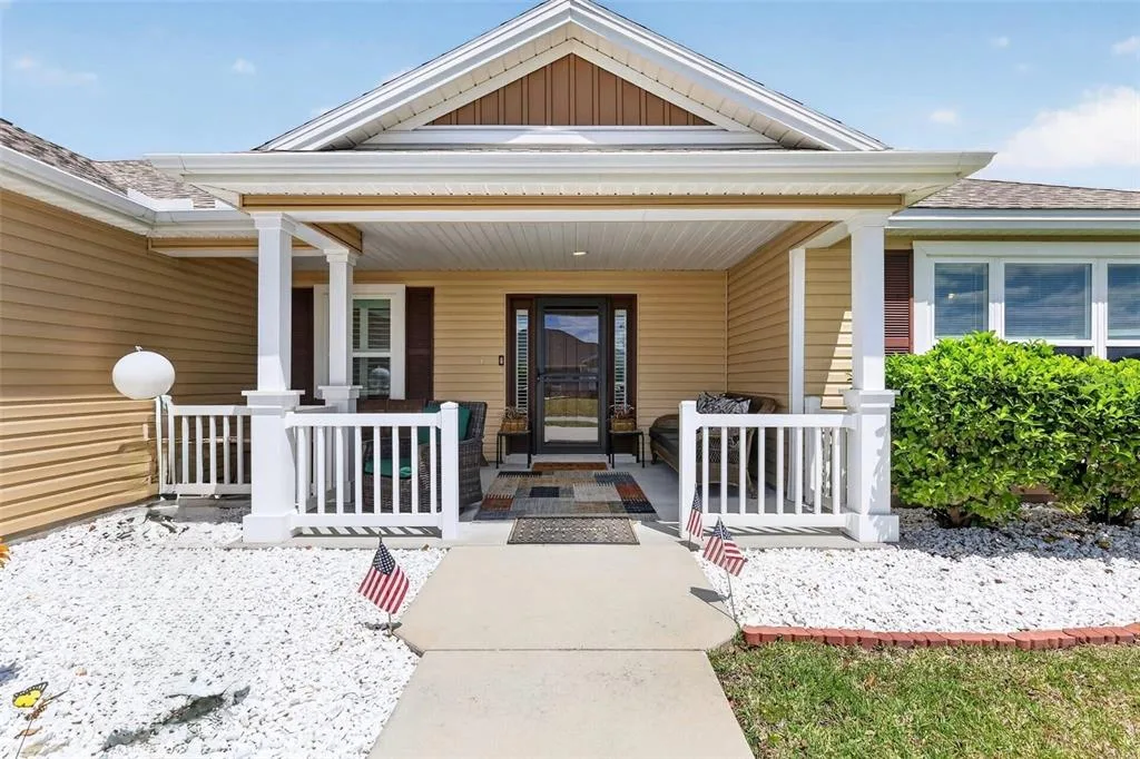 11367 LAUFERSKY LANE, OXFORD, FL 34484