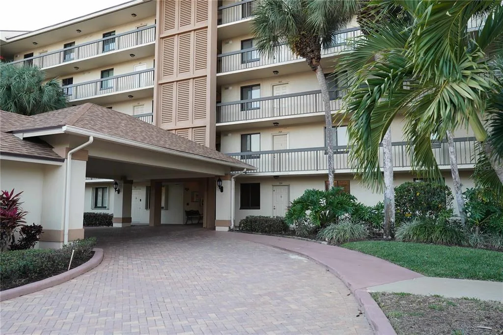 2101 MARINA ISLE WAY # 104, JUPITER, FL 33477
