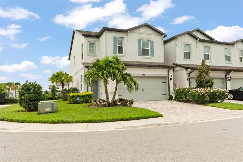 351 SURFSIDE AVENUE NE, ST PETERSBURG, FL 33716