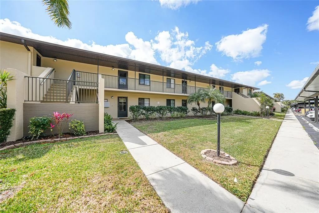4000 OAKVIEW DRIVE # L2, PUNTA GORDA, FL 33980