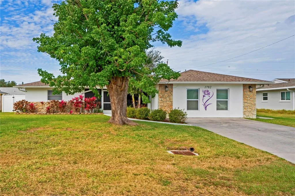 1782 COCONUT DRIVE, VENICE, FL 34293