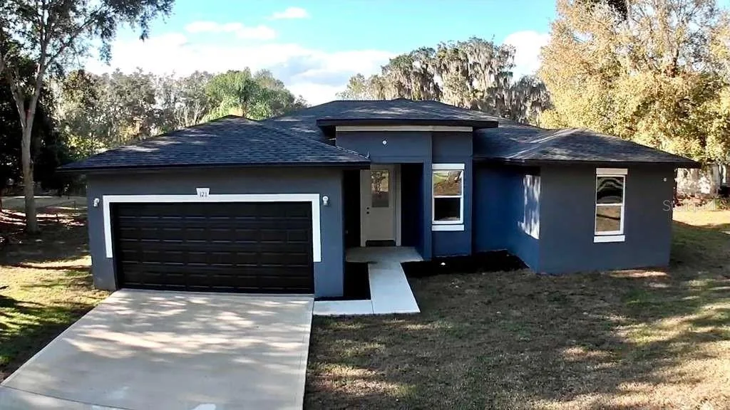 121 ARGYLE AVENUE, FROSTPROOF, FL 33843