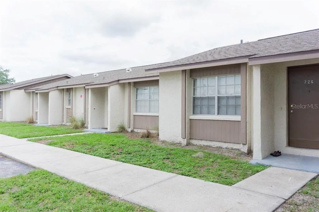 709 OCEANSIDE CIRCLE # 753, RUSKIN, FL 33570
