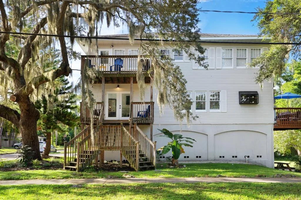 2003 12TH AVENUE W # B, BRADENTON, FL 34205