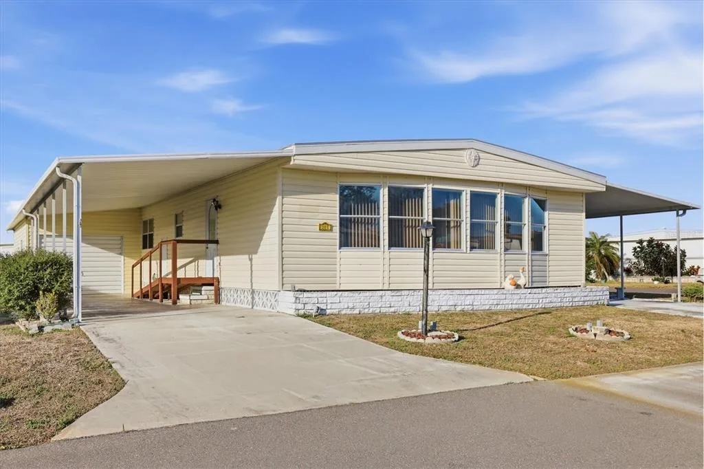 6710 36TH AVENUE E # 201, PALMETTO, FL 34221