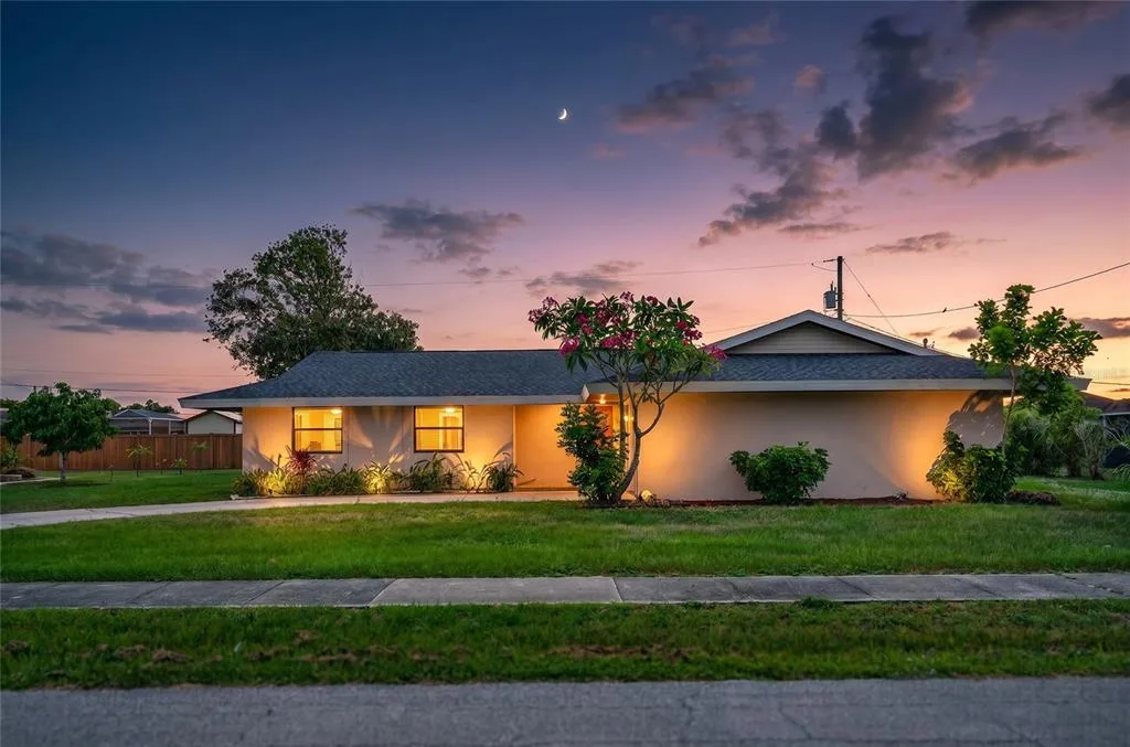 337 COLGAN AVENUE SE, PORT CHARLOTTE, FL 33952