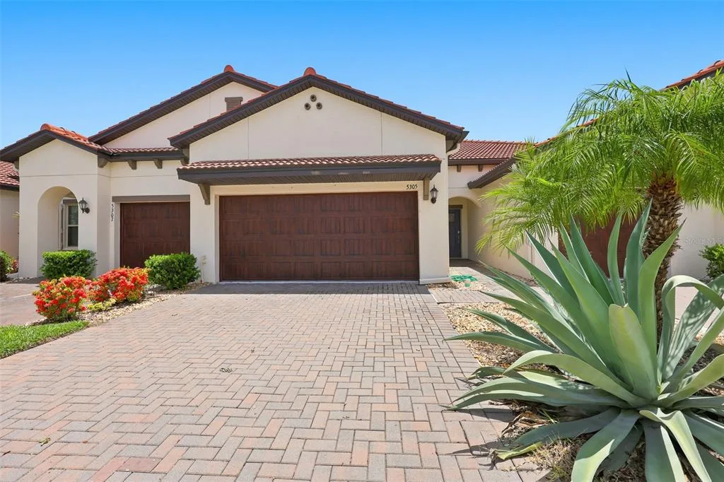 5305 STOIC VALE DRIVE, WIMAUMA, FL 33598