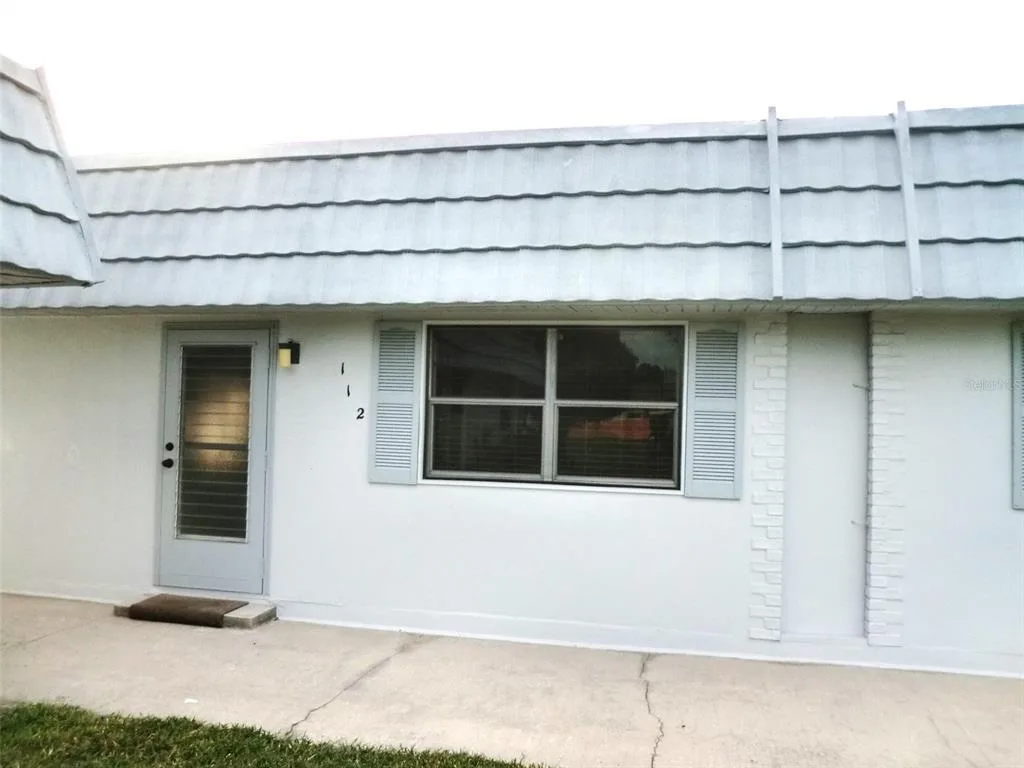 202 BEDFORD TRAIL # 112, SUN CITY CENTER, FL 33573