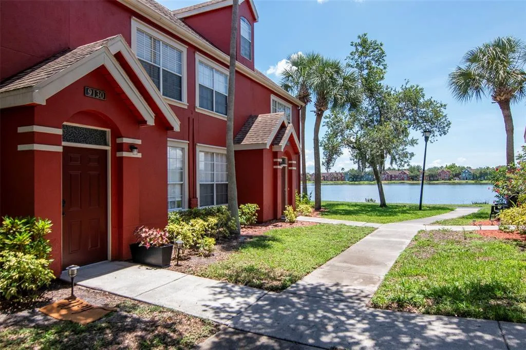 9130 LAKE CHASE ISLAND WAY # 9130, TAMPA, FL 33626