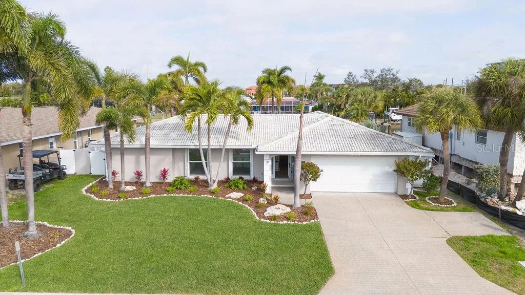 3807 48TH AVENUE S, ST PETERSBURG, FL 33711