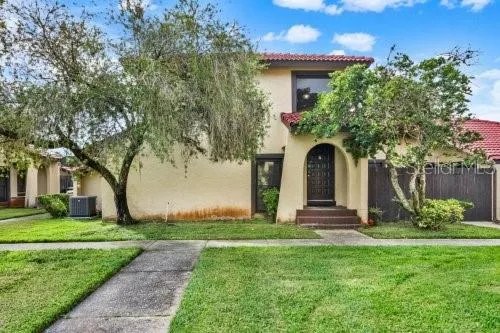 451 HUNTER CIRCLE, KISSIMMEE, FL 34758