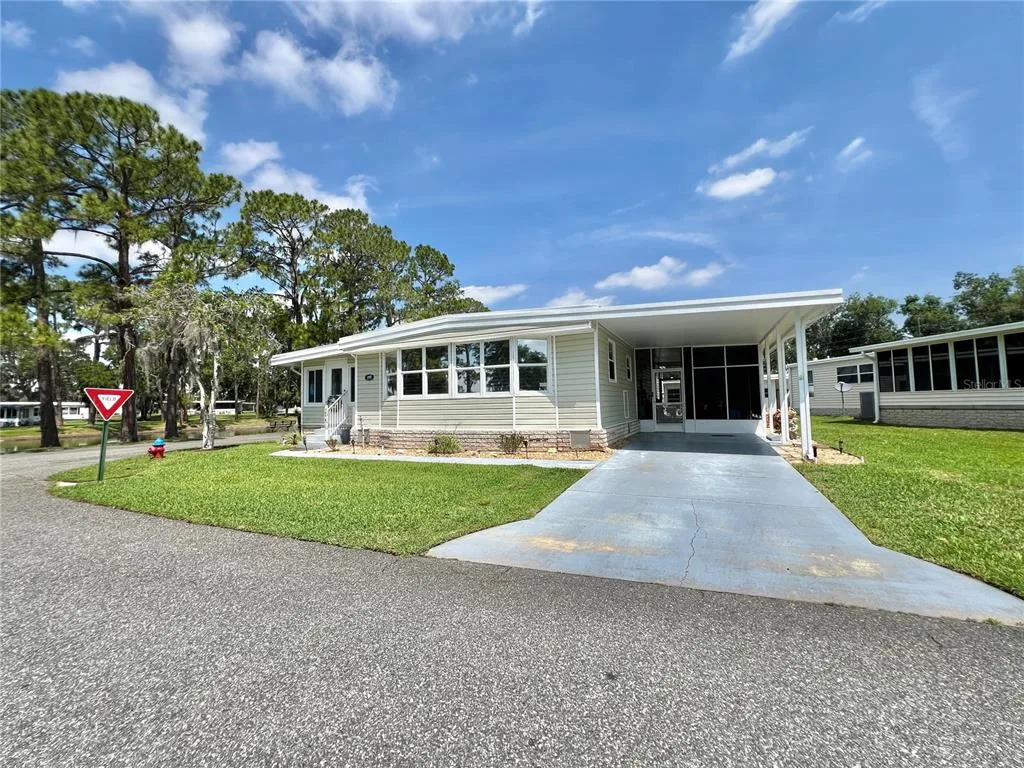 105 TEMPLE COVE W, LEESBURG, FL 34748