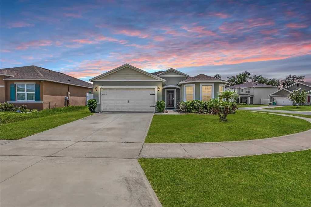 1097 AUGUST SKY DRIVE, DELTONA, FL 32738