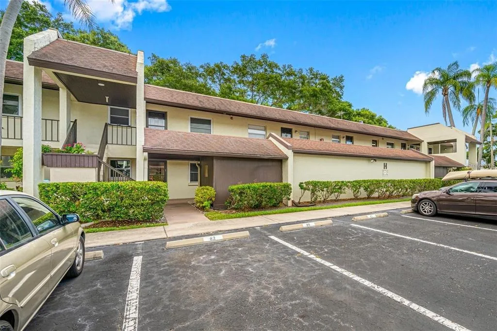 1100 E BAY DRIVE # 82, LARGO, FL 33770