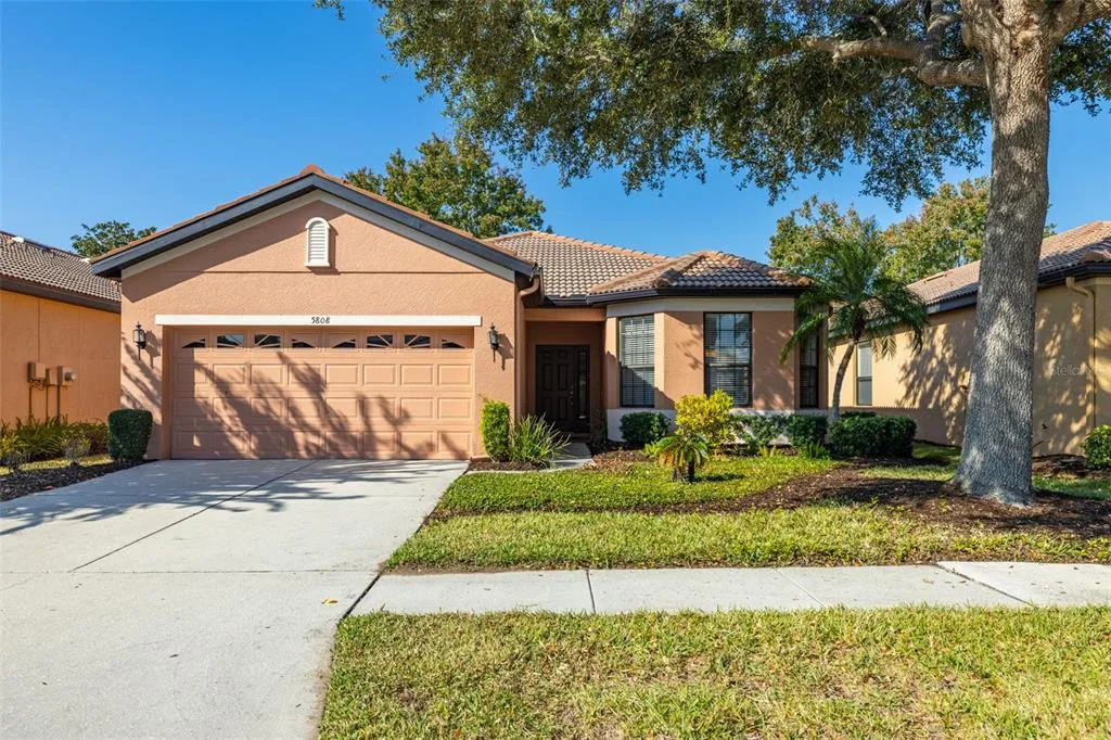 5808 HIDDEN FALLS LANE, APOLLO BEACH, FL 33572