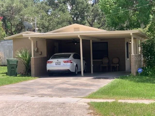 1406 PEMBROOK DRIVE, LEESBURG, FL 34748