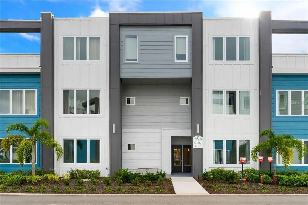 7740 SANDY RIDGE DRIVE # 211, REUNION, FL 34747