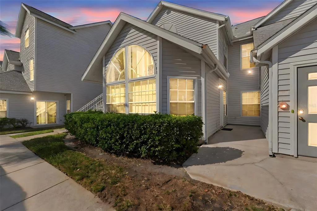 12245 ARMENIA GABLES CIRCLE # 12245, TAMPA, FL 33612