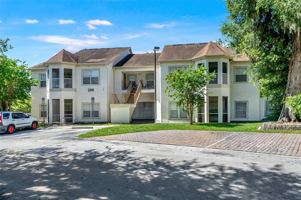 970 N SPRING GARDEN AVENUE # 212, DELAND, FL 32720