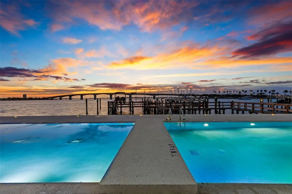 280 GOLDEN GATE POINT # 200, SARASOTA, FL 34236