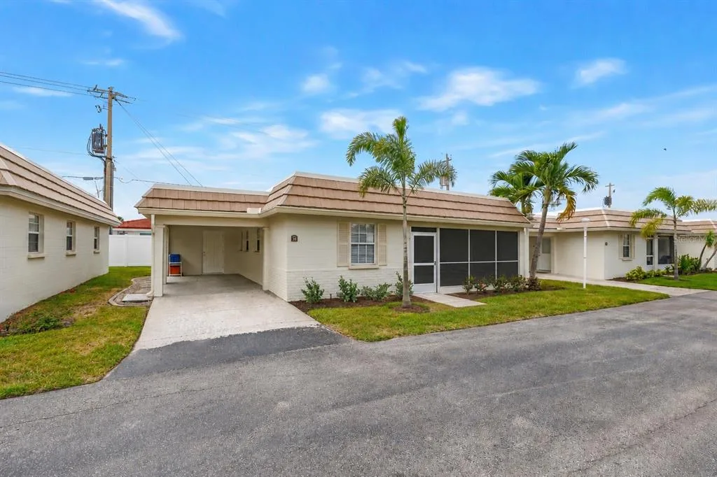 6150 MIDNIGHT PASS ROAD # V38, SARASOTA, FL 34242