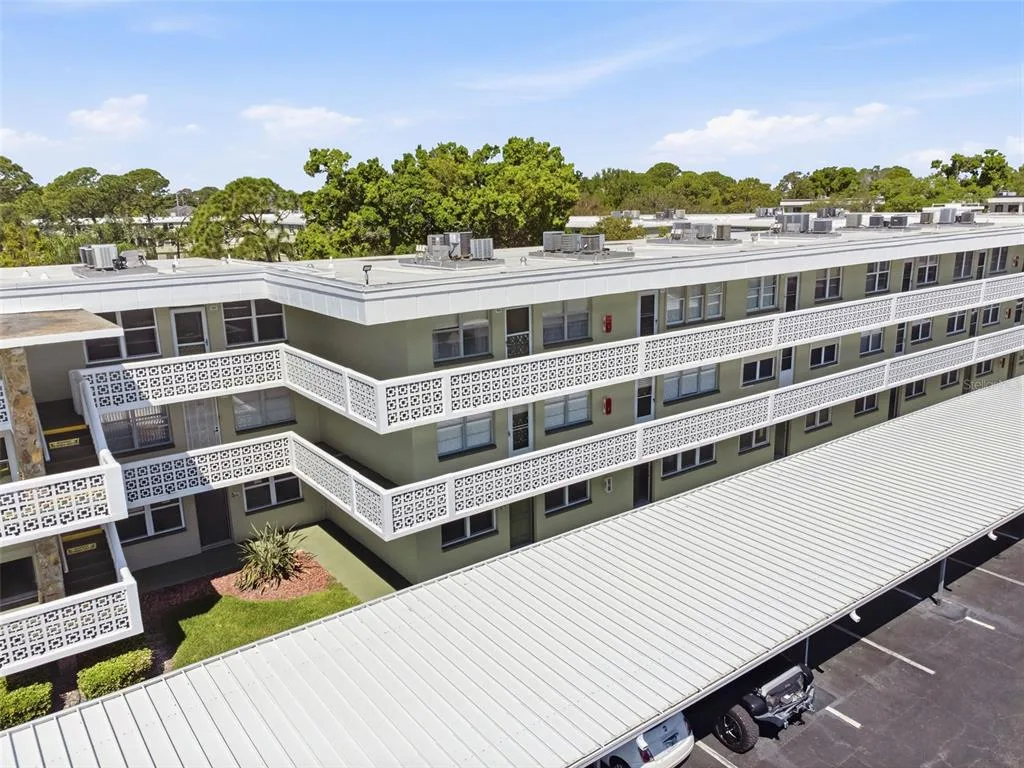 4890 BAY STREET NE # 326, ST PETERSBURG, FL 33703