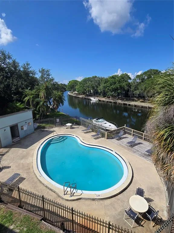 6305 NEWTOWN CIRCLE # 5B4, TAMPA, FL 33615