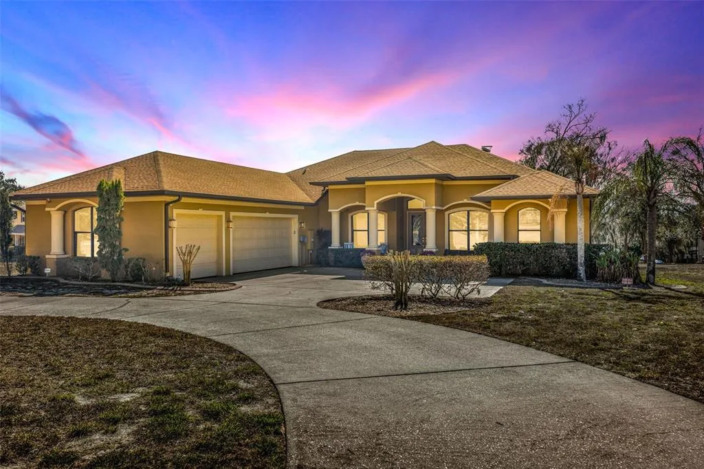 13101 SHADOW RUN BOULEVARD, RIVERVIEW, FL 33569