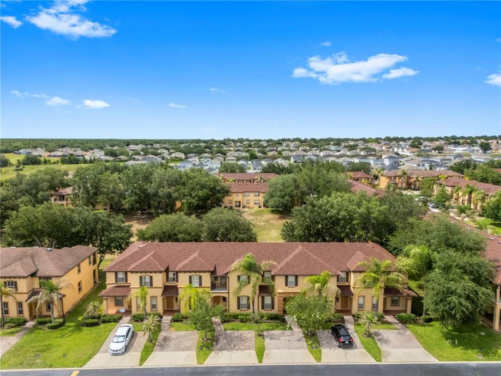 3725 CALABRIA AVENUE, DAVENPORT, FL 33897