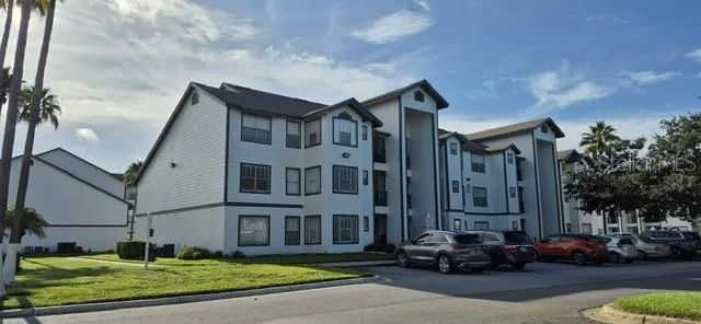2207 ANTIGUA PLACE # 715, KISSIMMEE, FL 34741