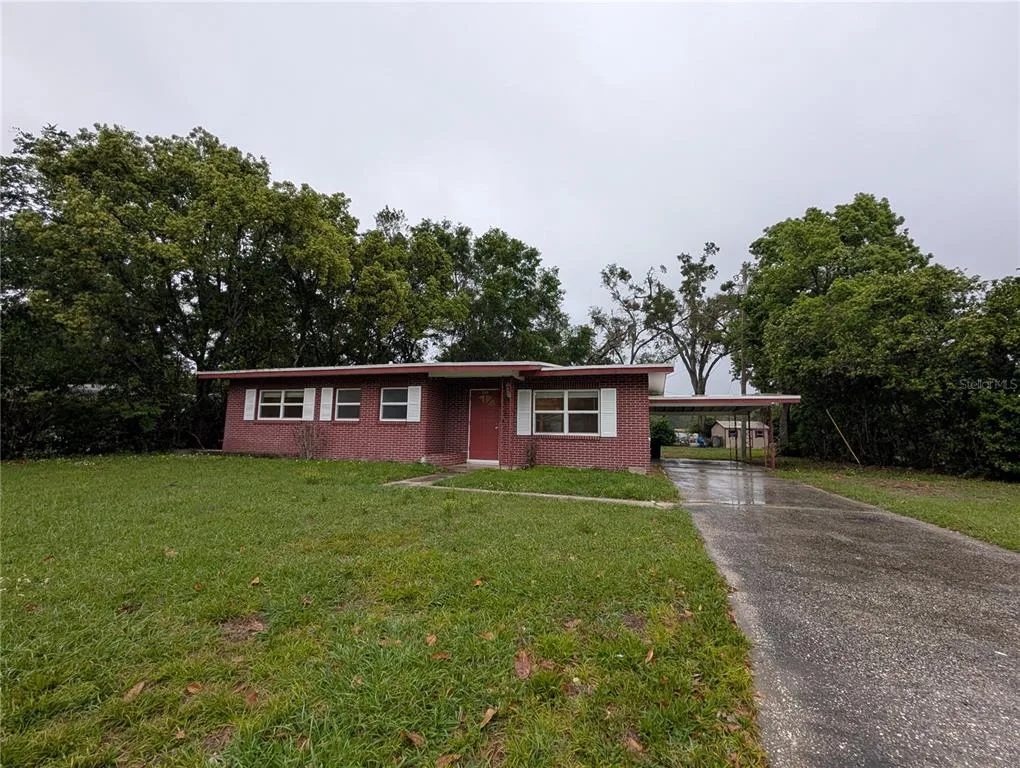 208 OAKWOOD DRIVE, BROOKSVILLE, FL 34601