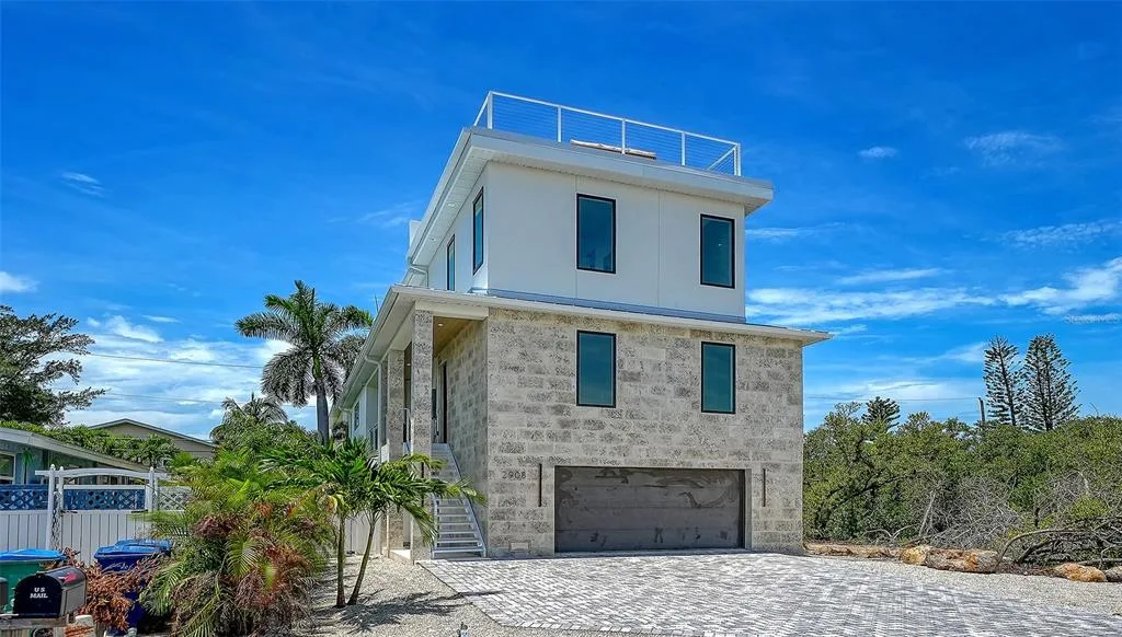 2908 AVENUE B, BRADENTON BEACH, FL 34217