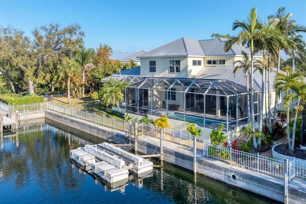 4627 BARRACUDA DRIVE, BRADENTON, FL 34208