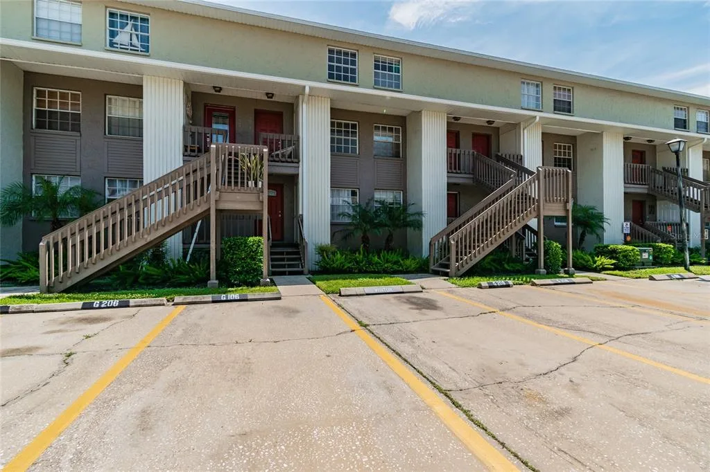 4875 W MCELROY AVENUE # G208, TAMPA, FL 33611