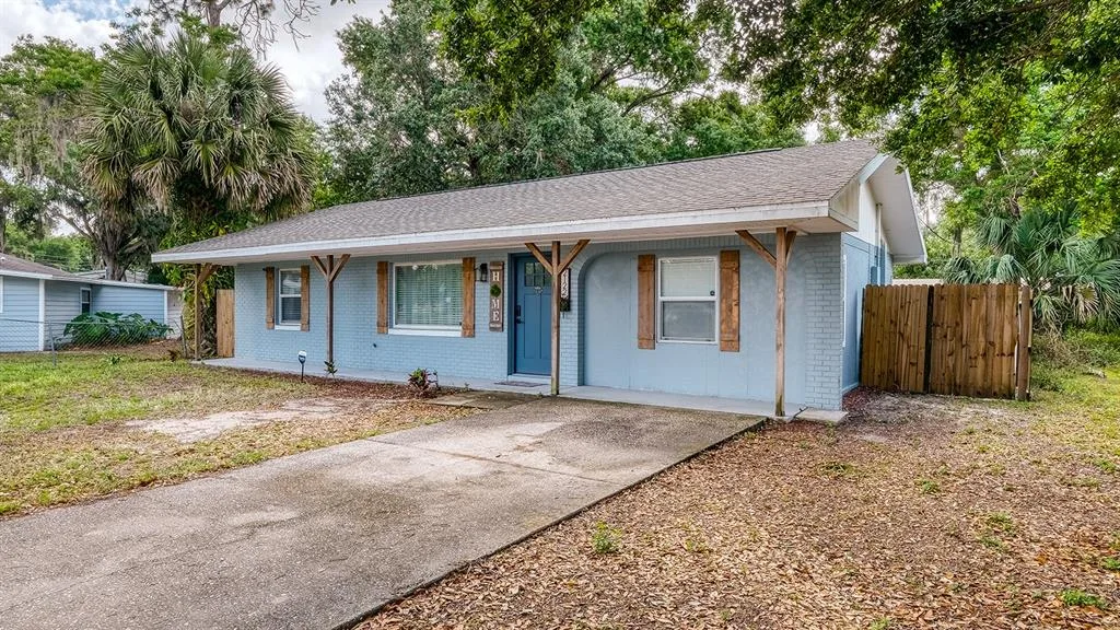 2122 LAKE BOULEVARD, WINTER HAVEN, FL 33881