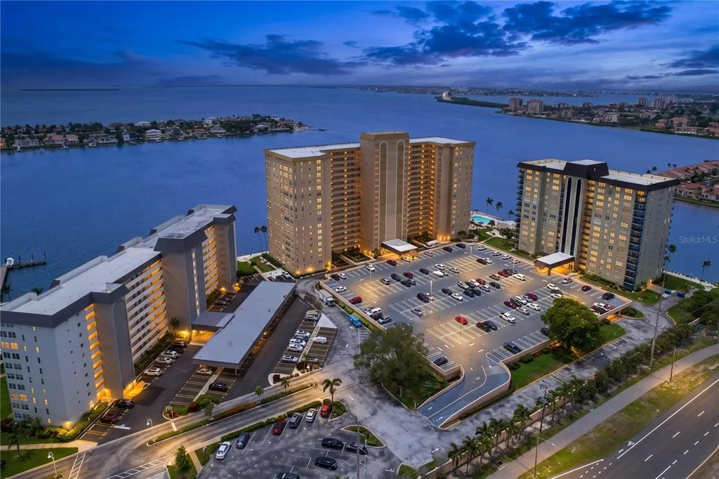 5200 BRITTANY DRIVE S # 1502, ST PETERSBURG, FL 33715