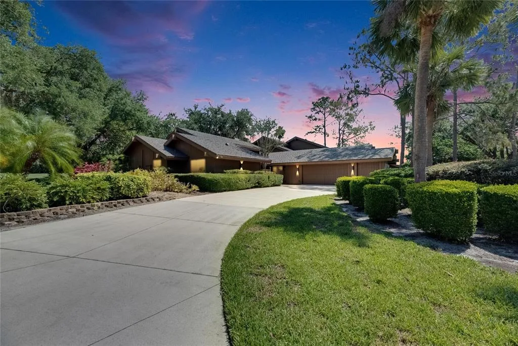 29903 BAYWOOD LANE, WESLEY CHAPEL, FL 33543