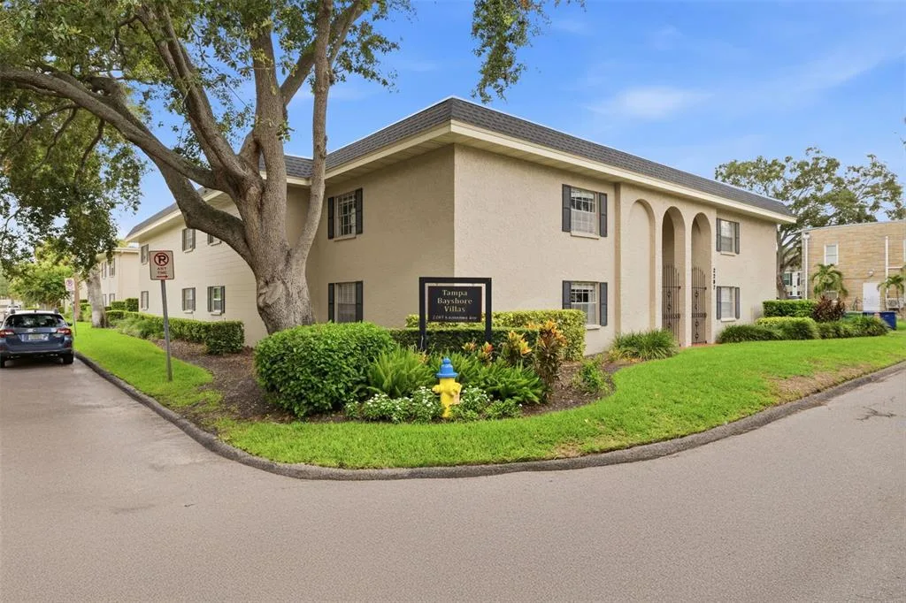 2207 S CAROLINA AVENUE # 9, TAMPA, FL 33629