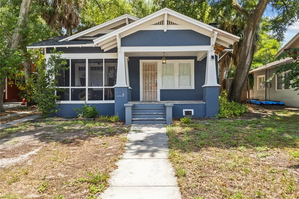 1413 N OSCEOLA AVENUE, CLEARWATER, FL 33755