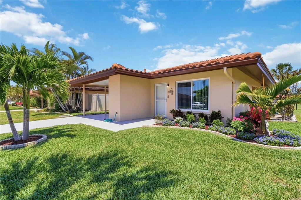 3303 CAMBRIDGE AVENUE, BRADENTON, FL 34207